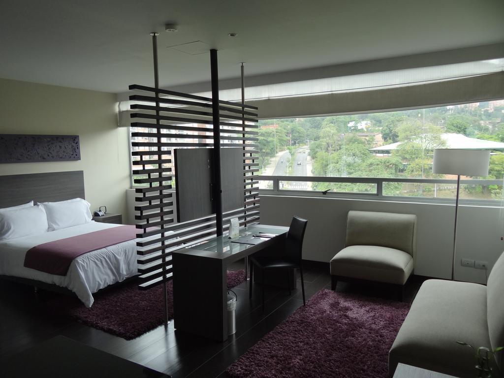 Hotel Bh El Poblado เมเดยิน ภายนอก รูปภาพ