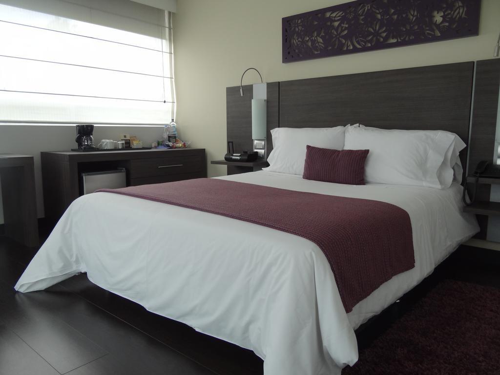 Hotel Bh El Poblado เมเดยิน ห้อง รูปภาพ