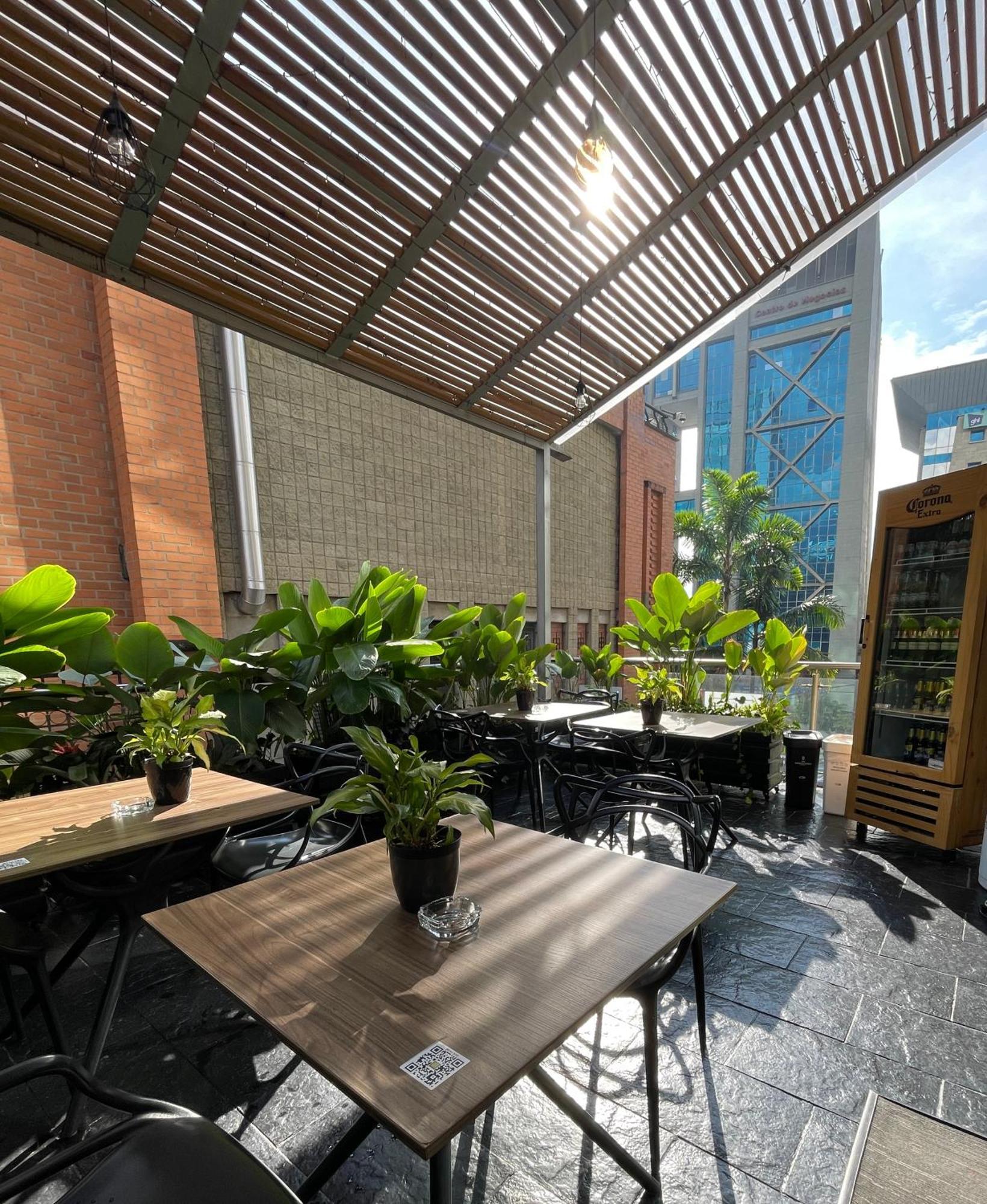 Hotel Bh El Poblado เมเดยิน ภายนอก รูปภาพ