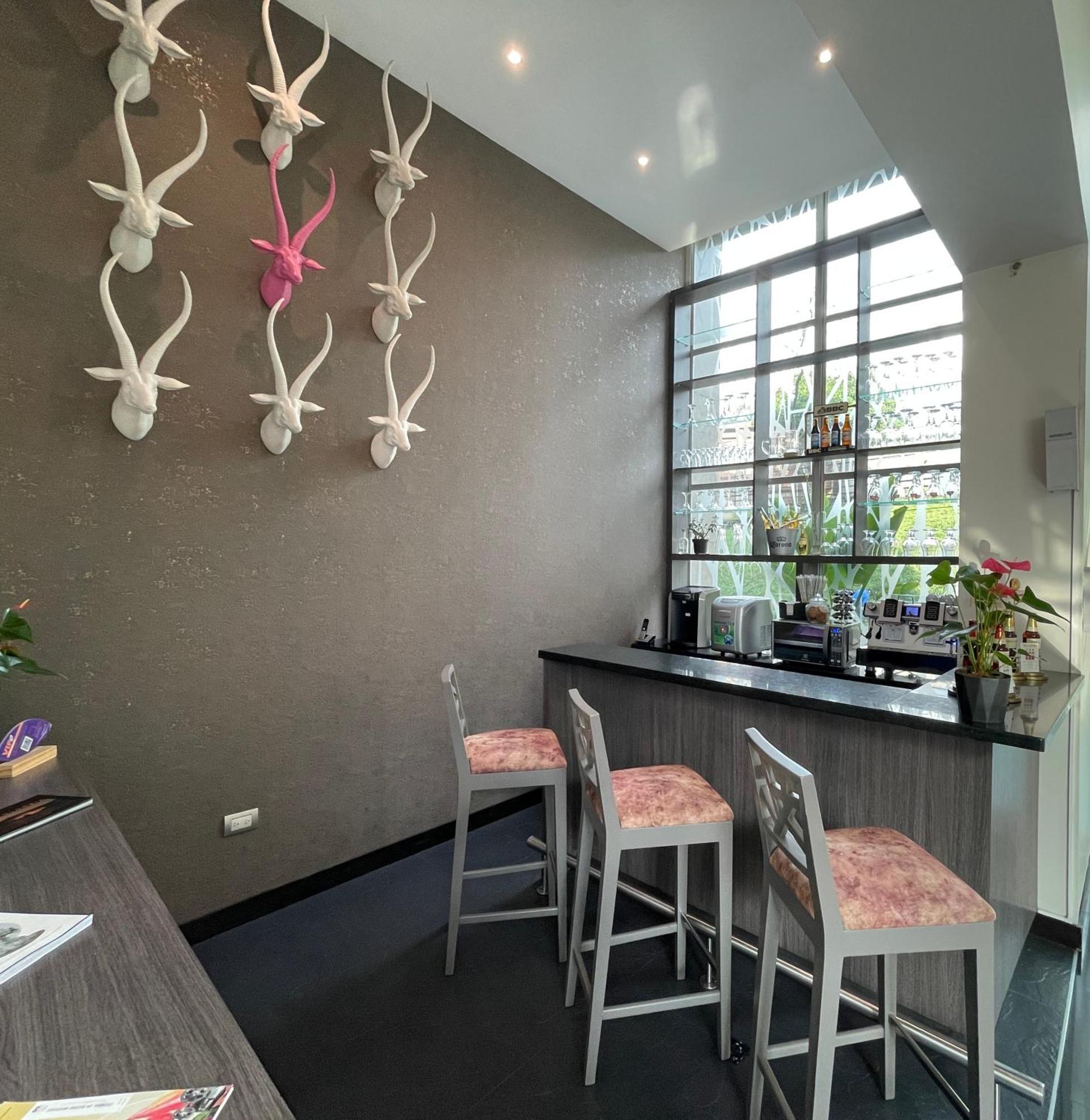 Hotel Bh El Poblado เมเดยิน ภายนอก รูปภาพ