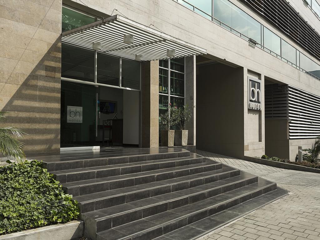 Hotel Bh El Poblado เมเดยิน ภายนอก รูปภาพ