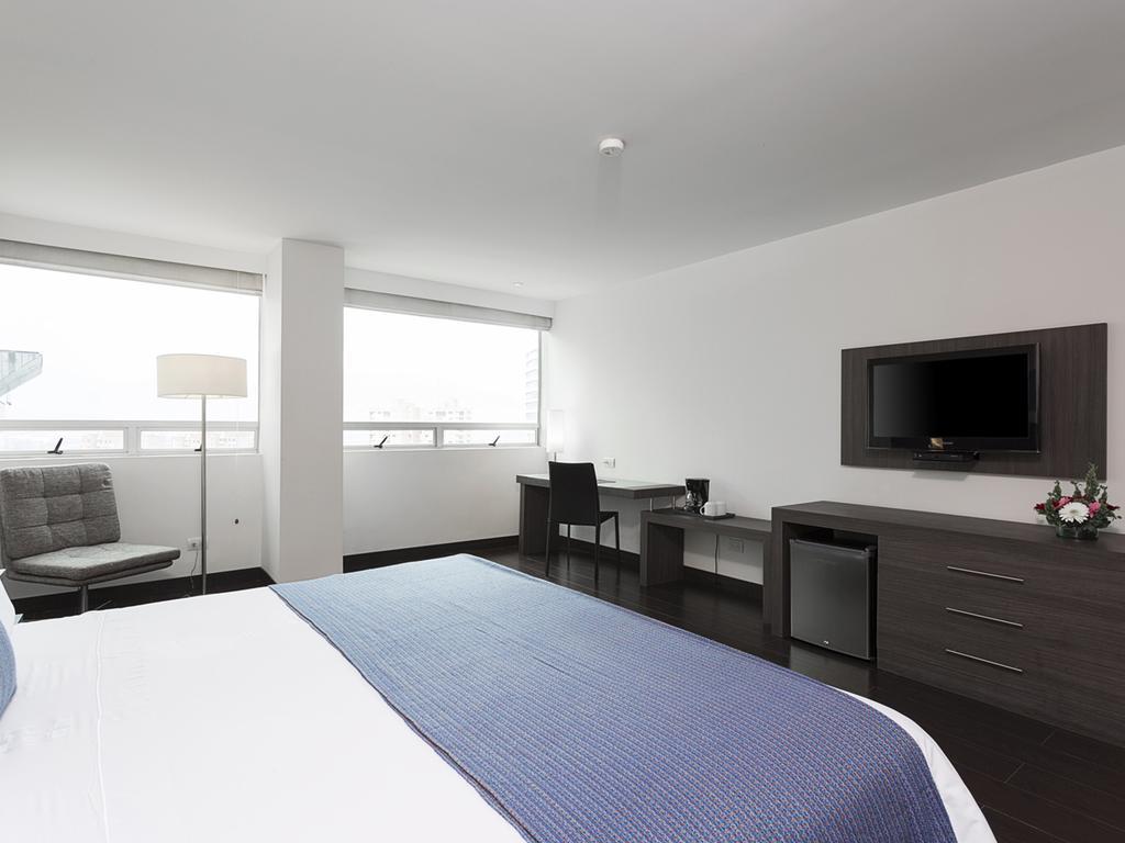 Hotel Bh El Poblado เมเดยิน ภายนอก รูปภาพ